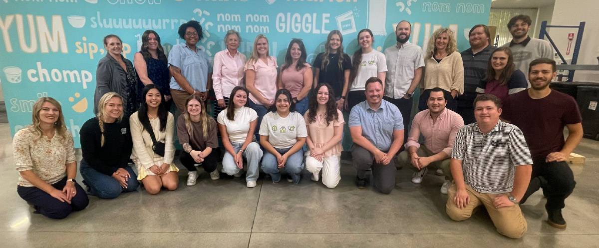 group photo of volunteers