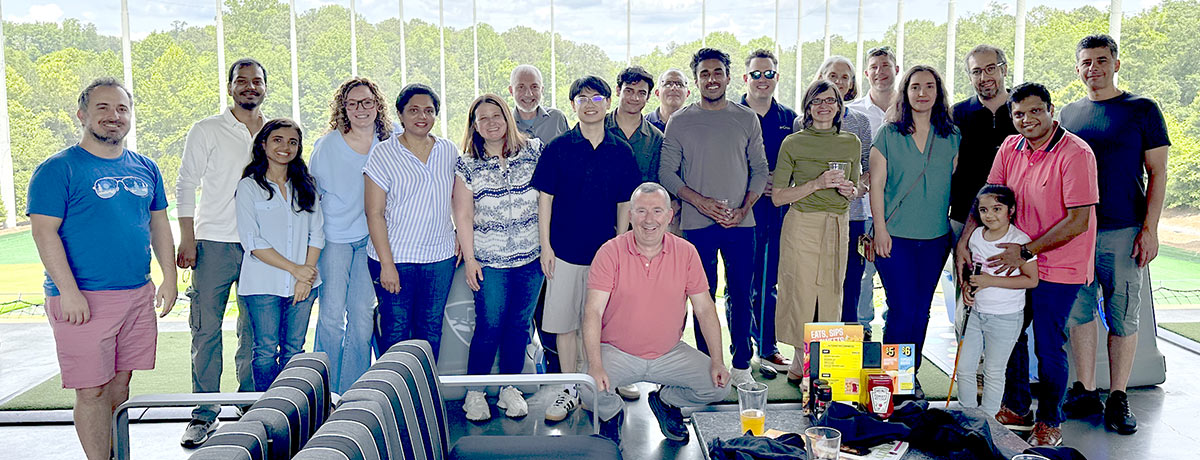 Kuyumcu and crew hit the Topgolf green