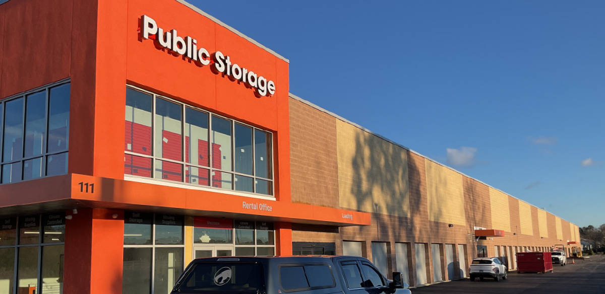 outdoor view of public storage facility 