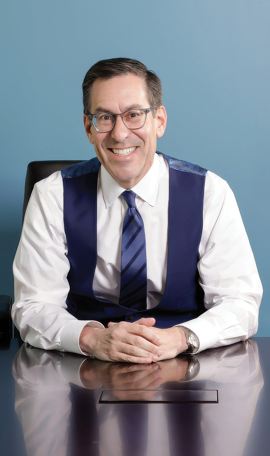 Scott Zucker headshot
